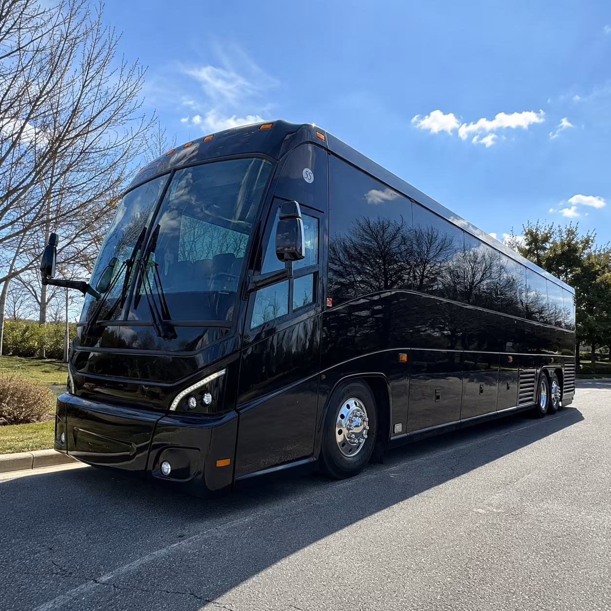 choosing the right bus size for government and military groups in roanoke is easy with busrentalroanoke com