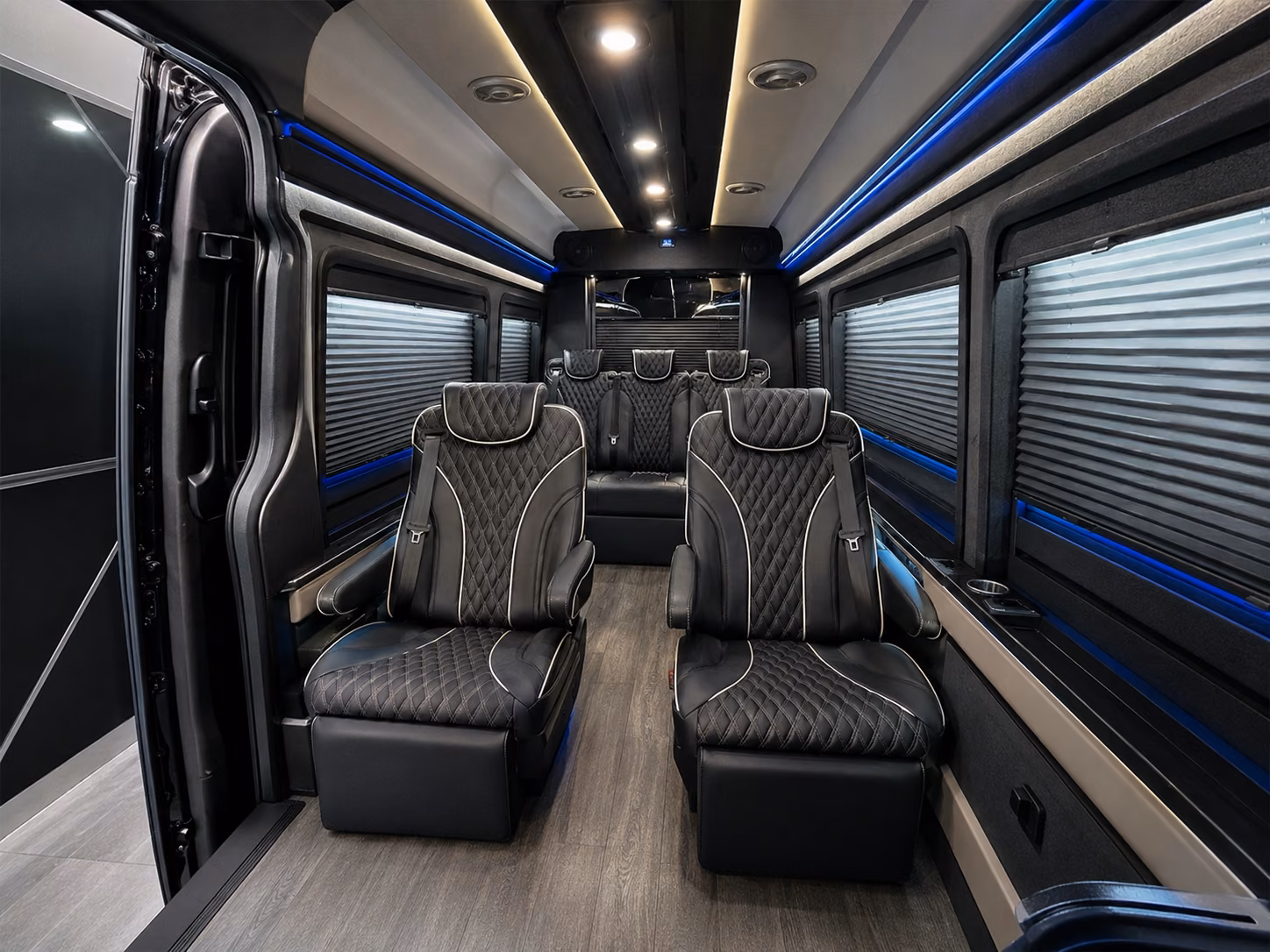 shuttle buses from charlotte douglas dulles and regional airports to roanoke